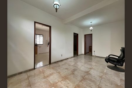 Sala de casa para alugar com 3 quartos, 360m² em Jardim Leblon, Belo Horizonte