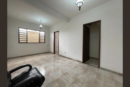 Sala de casa para alugar com 3 quartos, 360m² em Jardim Leblon, Belo Horizonte