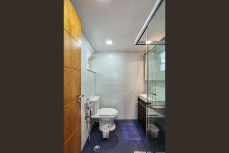 Apartamento à venda com 70m², 3 quartos e 1 vaga Apartamento à venda com 70m², 3 quartos e 1 vagaBanheiro Social