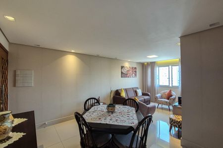 Apartamento à venda com 70m², 3 quartos e 1 vaga Apartamento à venda com 70m², 3 quartos e 1 vagaSala