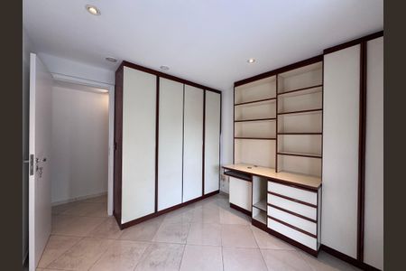 Apartamento para alugar com 123m², 3 quartos e 2 vagas Apartamento para alugar com 123m², 3 quartos e 2 vagasQuarto 1