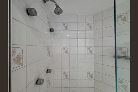 Apartamento para alugar com 123m², 3 quartos e 2 vagas Apartamento para alugar com 123m², 3 quartos e 2 vagasBanheiro Social