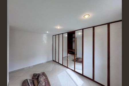 Apartamento para alugar com 123m², 3 quartos e 2 vagas Apartamento para alugar com 123m², 3 quartos e 2 vagasSuíte