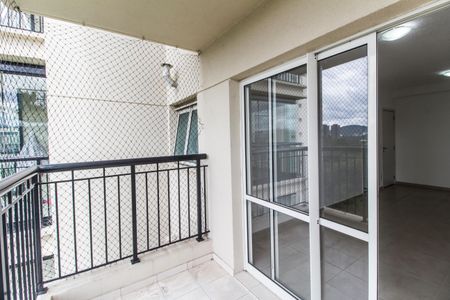 Varanda de apartamento para alugar com 2 quartos, 69m² em Jardim Tupanci, Barueri