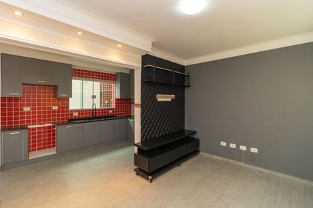 Sala de casa de condomínio para alugar com 2 quartos, 84m² em Vila Mazzei, São Paulo