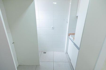 cozinha de apartamento à venda com 2 quartos, 41m² em Jardim Atlântico, Belo Horizonte