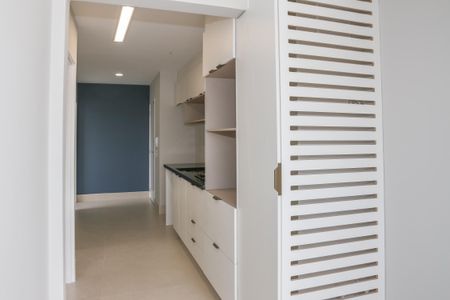 Sala e Cozinha de apartamento para alugar com 2 quartos, 37m² em Lapa, São Paulo