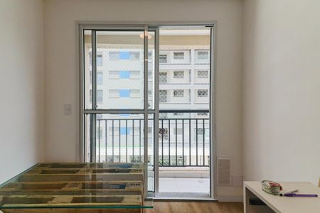 Sala  de apartamento para alugar com 2 quartos, 38m² em Vila Sonia, São Paulo