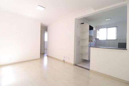 Sala de apartamento para alugar com 3 quartos, 45m² em Santa Mônica, Uberlândia