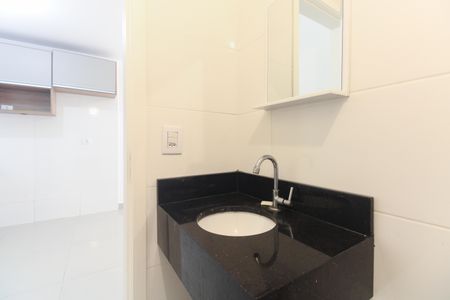 Apartamento à venda com 38m², 2 quartos e sem vaga Apartamento à venda com 38m², 2 quartos e sem vagaBanheiro