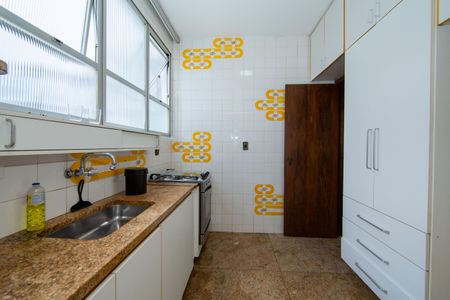 Apartamento à venda com 140m², 4 quartos e 2 vagas Apartamento à venda com 140m², 4 quartos e 2 vagasCOZINHA