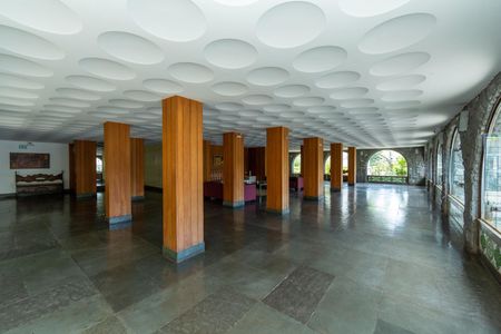 Apartamento à venda com 140m², 4 quartos e 2 vagas Apartamento à venda com 140m², 4 quartos e 2 vagasHALL