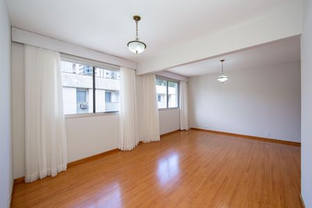 Apartamento à venda com 140m², 4 quartos e 2 vagas Apartamento à venda com 140m², 4 quartos e 2 vagasSALA