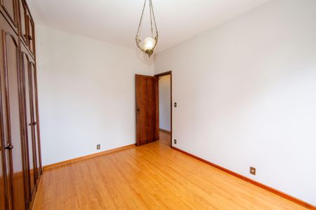 Apartamento à venda com 140m², 4 quartos e 2 vagas Apartamento à venda com 140m², 4 quartos e 2 vagasQUARTO2