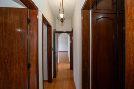 Apartamento à venda com 140m², 4 quartos e 2 vagas Apartamento à venda com 140m², 4 quartos e 2 vagasCORREDOR