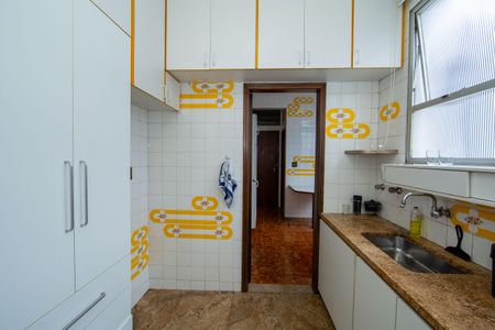 Apartamento à venda com 140m², 4 quartos e 2 vagas Apartamento à venda com 140m², 4 quartos e 2 vagasCOZINHA