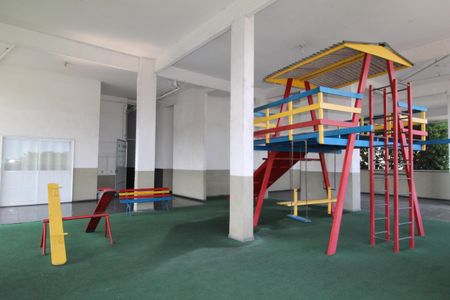 Apartamento à venda com 76m², 2 quartos e 1 vagaÁrea comum - Playground