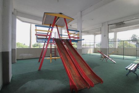 Apartamento à venda com 76m², 2 quartos e 1 vagaÁrea comum - Playground