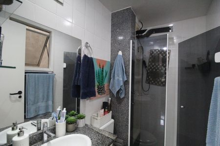 Apartamento à venda com 76m², 2 quartos e 1 vagaBanheiro