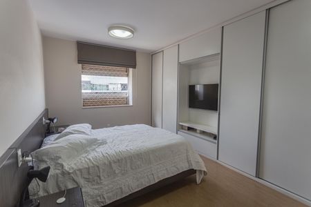 Apartamento à venda com 301m², 4 quartos e 3 vagasSuíte 1