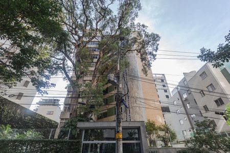Apartamento à venda com 301m², 4 quartos e 3 vagasFachada