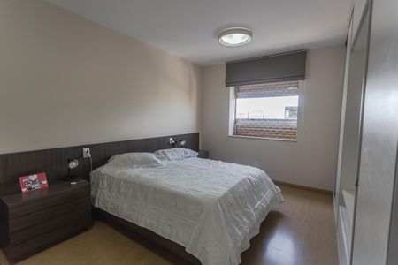 Apartamento à venda com 301m², 4 quartos e 3 vagasSuíte 1