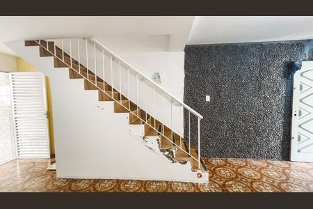 Sala de casa à venda com 3 quartos, 106m² em Chora Menino, São Paulo