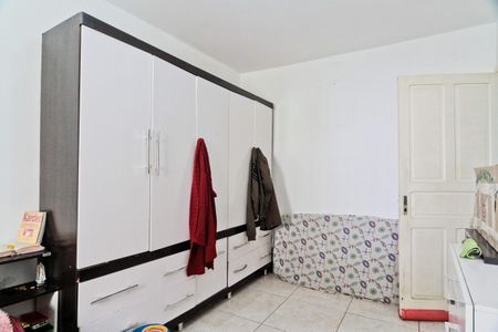 Casa à venda com 5 quartos, 100m² em Parque Peruche, São Paulo