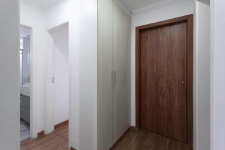 Apartamento à venda com 149m², 4 quartos e 2 vagasCorredor