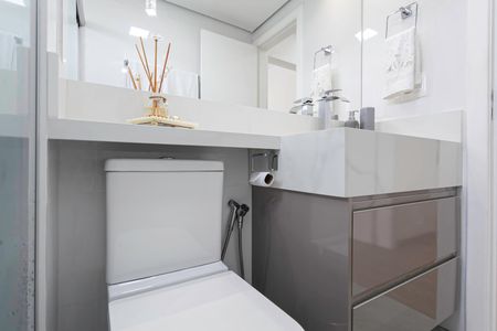 Apartamento à venda com 149m², 4 quartos e 2 vagasBanheiro social