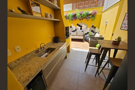 Casa de condomínio à venda com 100m², 3 quartos e 2 vagas Casa de condomínio à venda com 100m², 3 quartos e 2 vagasCozinha