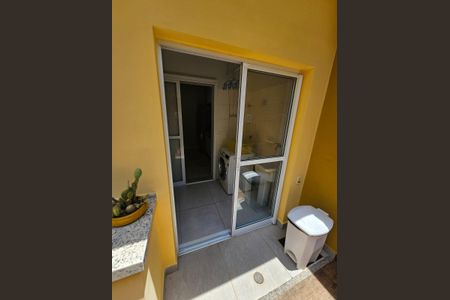 Casa de condomínio à venda com 100m², 3 quartos e 2 vagas Casa de condomínio à venda com 100m², 3 quartos e 2 vagasLavanderia