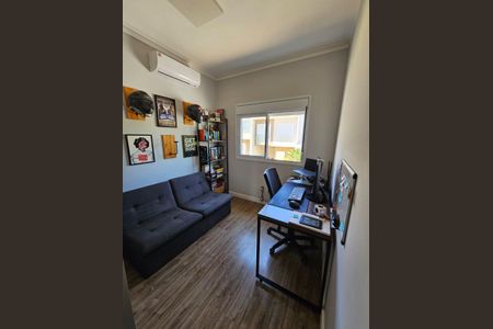 Casa de condomínio à venda com 100m², 3 quartos e 2 vagas Casa de condomínio à venda com 100m², 3 quartos e 2 vagasEscritório