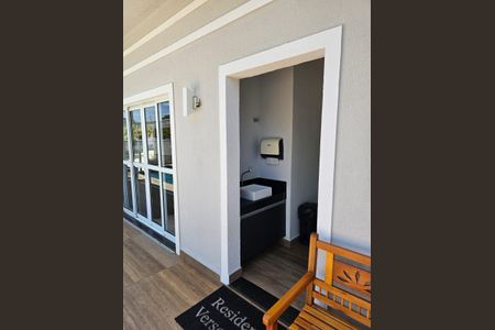 Casa de condomínio à venda com 100m², 3 quartos e 2 vagas Casa de condomínio à venda com 100m², 3 quartos e 2 vagasVaranda