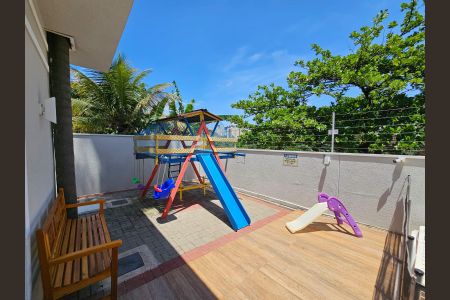 Casa de condomínio à venda com 100m², 3 quartos e 2 vagas Casa de condomínio à venda com 100m², 3 quartos e 2 vagasQuintal