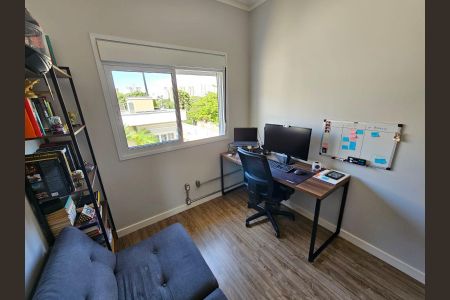 Casa de condomínio à venda com 100m², 3 quartos e 2 vagas Casa de condomínio à venda com 100m², 3 quartos e 2 vagasEscritório