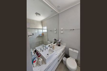 Casa de condomínio à venda com 100m², 3 quartos e 2 vagas Casa de condomínio à venda com 100m², 3 quartos e 2 vagasBanheiro