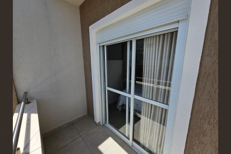 Casa de condomínio à venda com 100m², 3 quartos e 2 vagas Casa de condomínio à venda com 100m², 3 quartos e 2 vagasVaranda