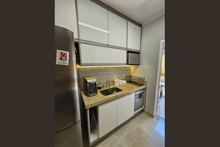 Casa de condomínio à venda com 100m², 3 quartos e 2 vagas Casa de condomínio à venda com 100m², 3 quartos e 2 vagasCozinha