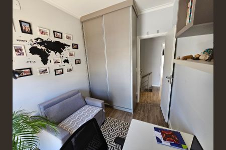 Casa de condomínio à venda com 100m², 3 quartos e 2 vagas Casa de condomínio à venda com 100m², 3 quartos e 2 vagasEscritório