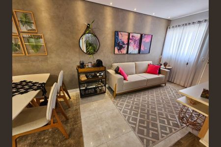 Casa de condomínio à venda com 100m², 3 quartos e 2 vagas Casa de condomínio à venda com 100m², 3 quartos e 2 vagasSala