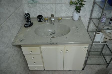 Casa à venda com 320m², 5 quartos e 4 vagasBanheiro da Suíte 1