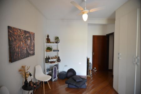 Casa à venda com 320m², 5 quartos e 4 vagasQuarto Suíte 3