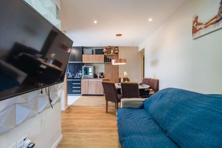 Sala de apartamento à venda com 2 quartos, 50m² em Tamboré, Barueri