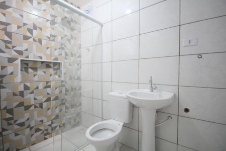 Banheiro Social de kitnet/studio para alugar com 1 quarto, 20m² em Cidade Intercap, Taboão da Serra