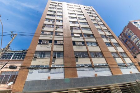 Apartamento à venda com 64m², 1 quarto e sem vaga Apartamento à venda com 64m², 1 quarto e sem vagaFachada