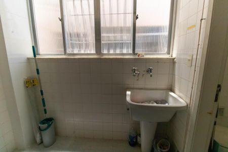 Apartamento à venda com 64m², 1 quarto e sem vaga Apartamento à venda com 64m², 1 quarto e sem vagaÁrea de Serviço