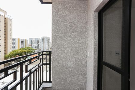 Apartamento para alugar com 39m², 2 quartos e sem vaga Apartamento para alugar com 39m², 2 quartos e sem vagaVaranda da Sala