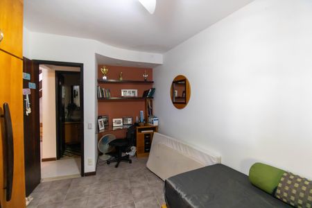 Casa à venda com 400m², 5 quartos e 6 vagasQuarto 2