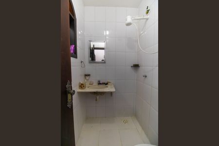 Casa à venda com 400m², 5 quartos e 6 vagasBanheiro de serviço